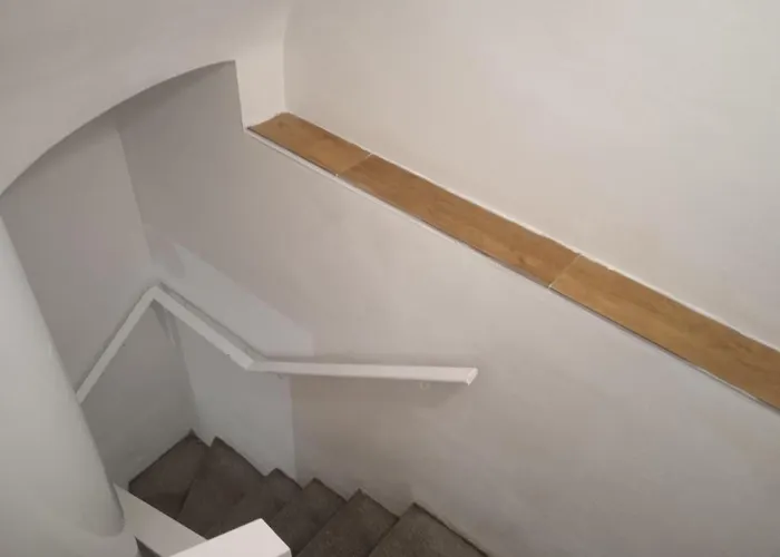 Habitacion Economica Con Bano Privado En Pleno Centro De Figueres